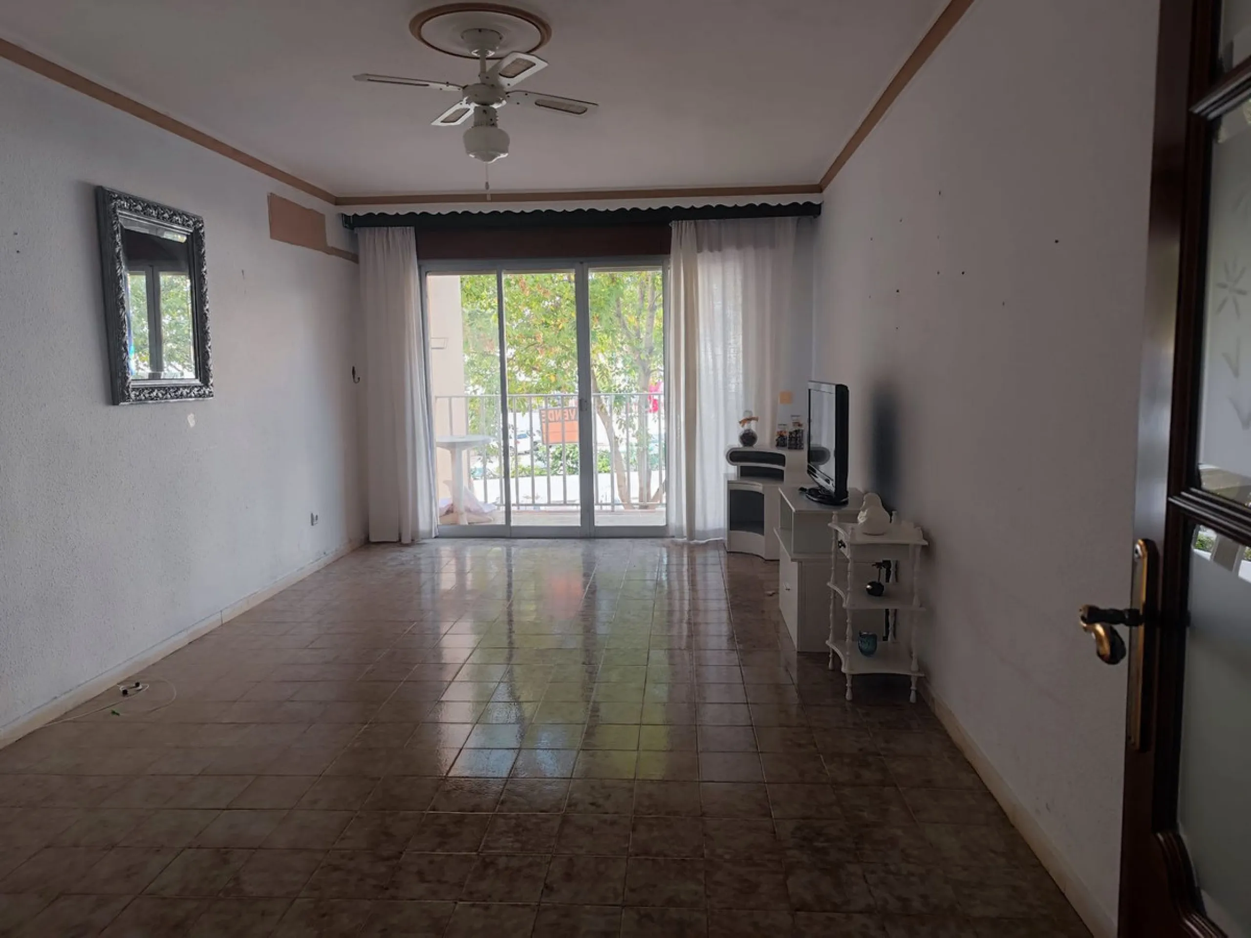 Apartment - Middle Floor Apartment в продаже в Marbella, Málaga. В доме 2 спален и 1 ванных комнат. Площадь дома 88 м²