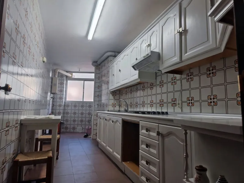 Apartment - Middle Floor Apartment в продаже в Marbella, Málaga. В доме 2 спален и 1 ванных комнат. Площадь дома 88 м²