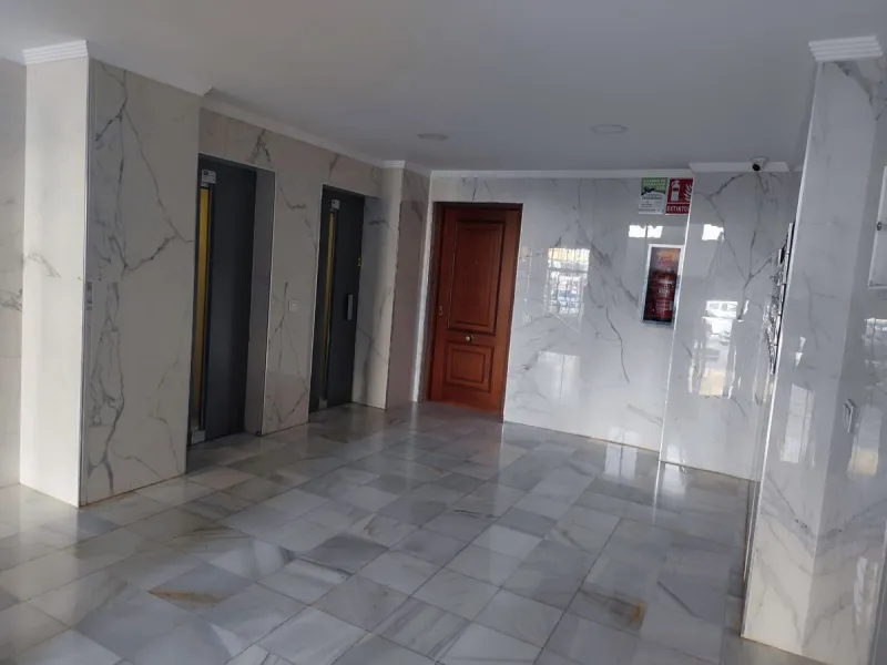 Apartment - Middle Floor Apartment в продаже в Marbella, Málaga. В доме 2 спален и 1 ванных комнат. Площадь дома 88 м²