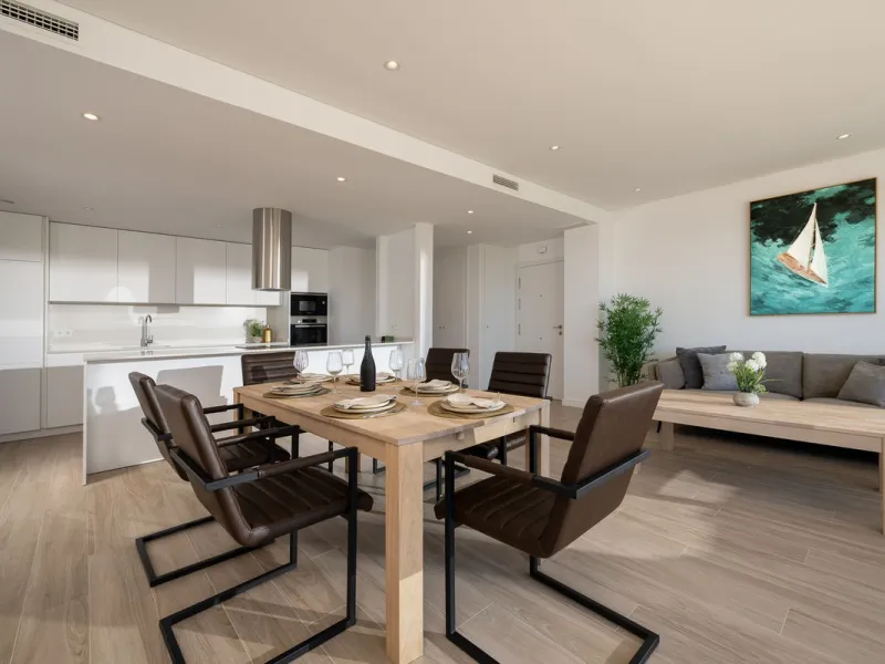 Spacious South-East Facing 4-Bedroom Apartment with Panoramic Views – Navigolf Suites, La Cala de Mijas