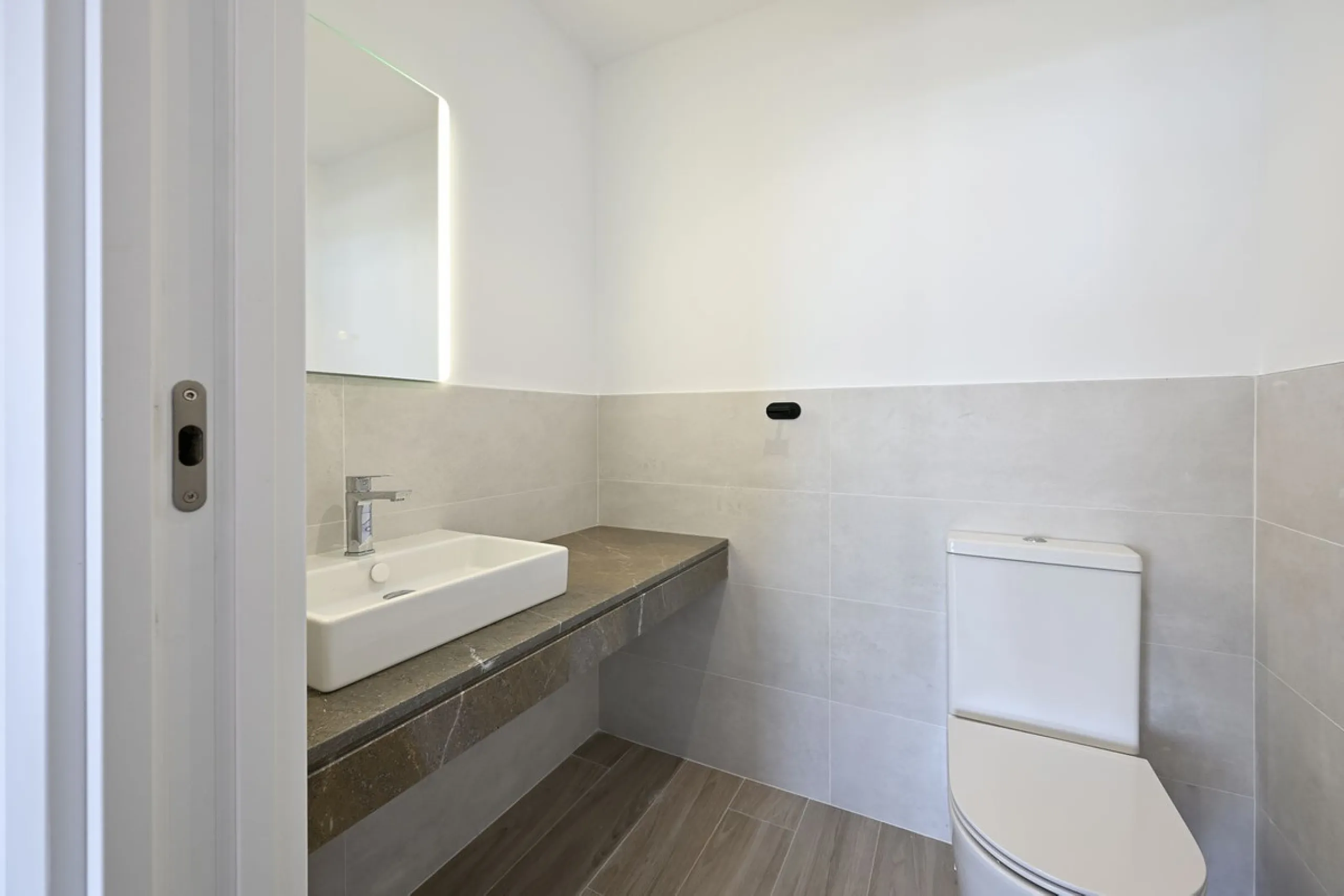 Spacious South-East Facing 4-Bedroom Apartment with Panoramic Views – Navigolf Suites, La Cala de Mijas