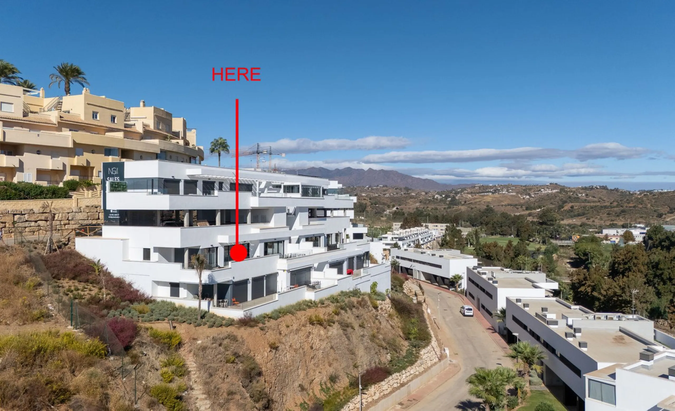Spacious South-East Facing 4-Bedroom Apartment with Panoramic Views – Navigolf Suites, La Cala de Mijas