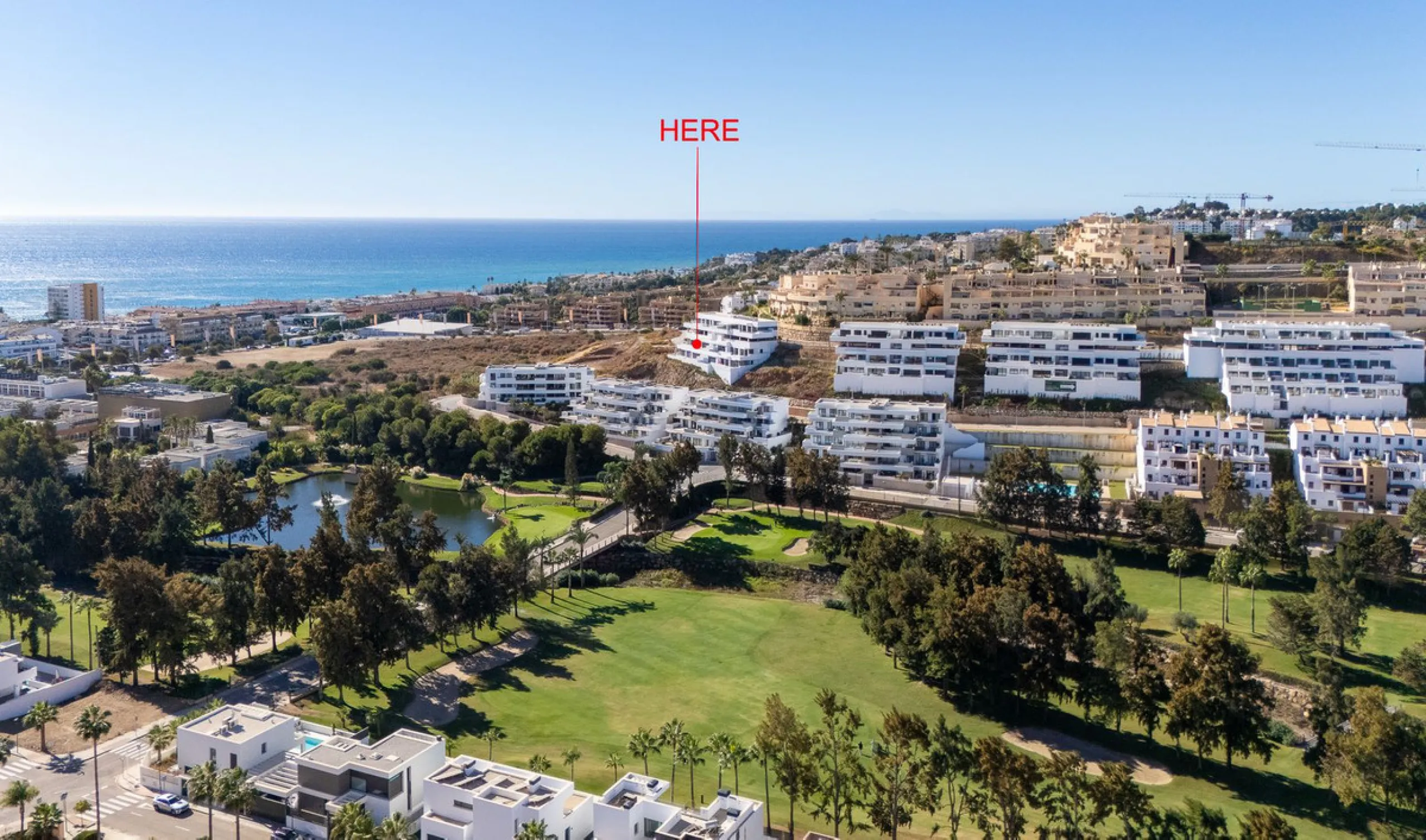 Spacious South-East Facing 4-Bedroom Apartment with Panoramic Views – Navigolf Suites, La Cala de Mijas