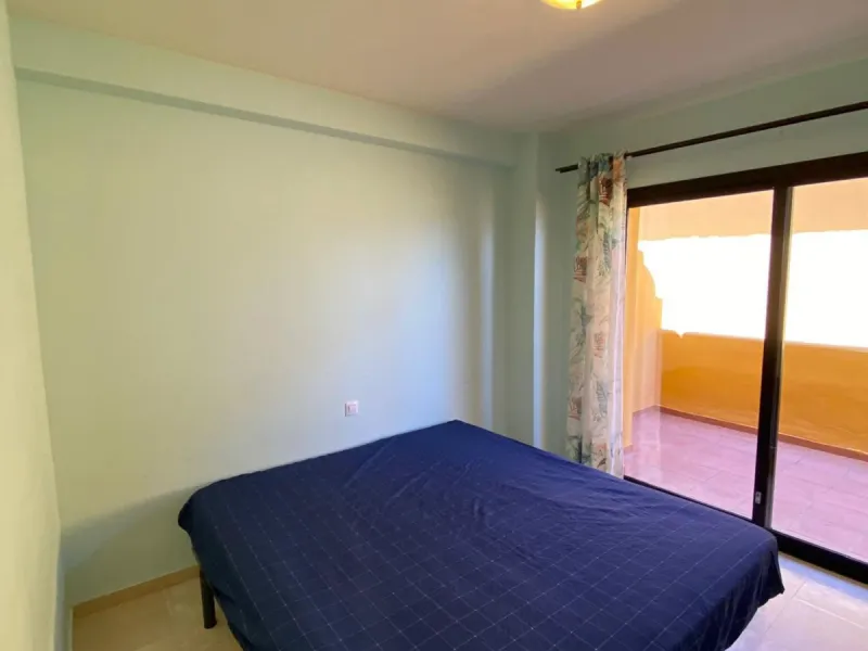 Apartment - Duplex в продаже в Estepona, Málaga. В доме 4 спален и 3 ванных комнат. Площадь дома 160 м²