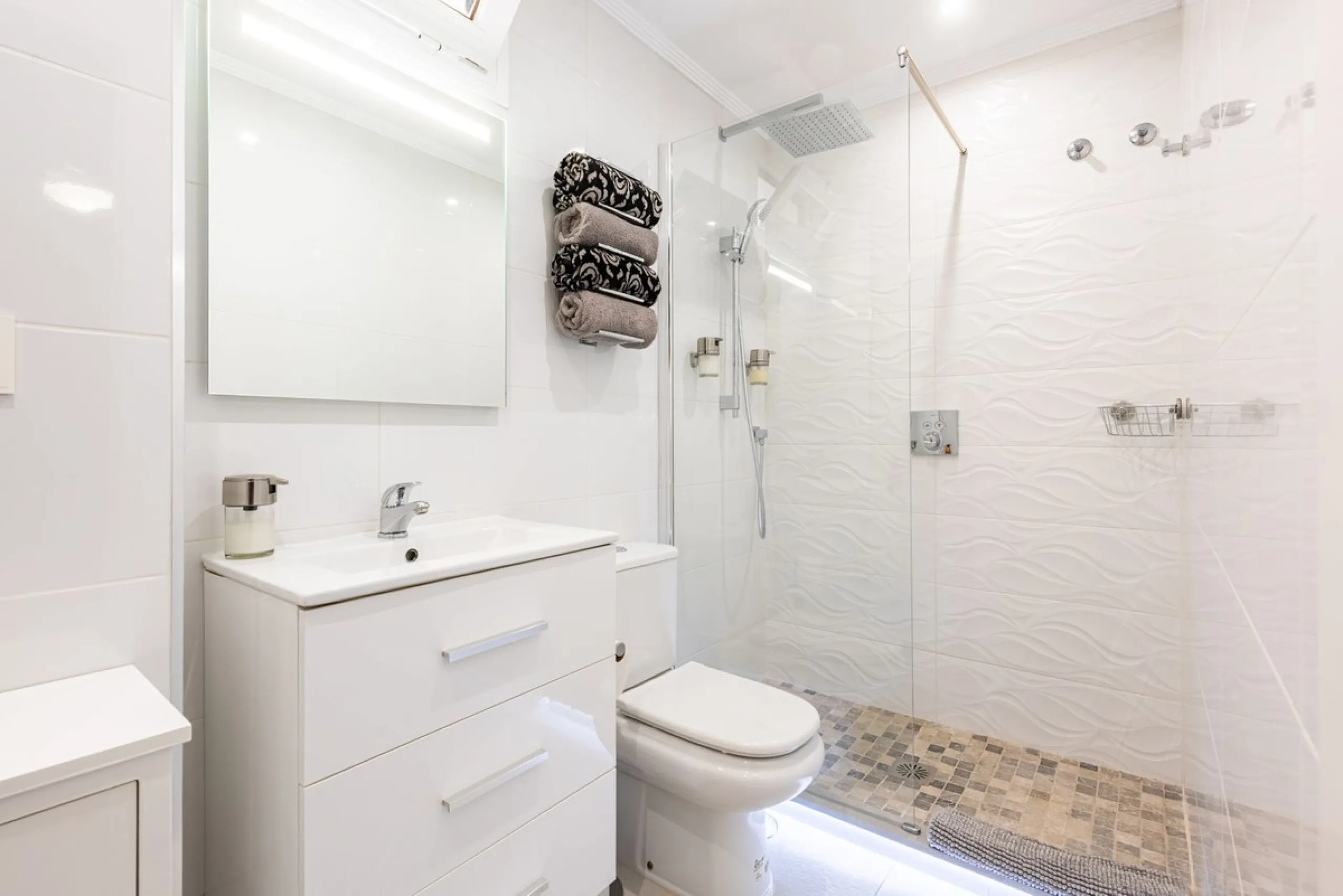 Charming Opportunity in the Heart of Benahavís!