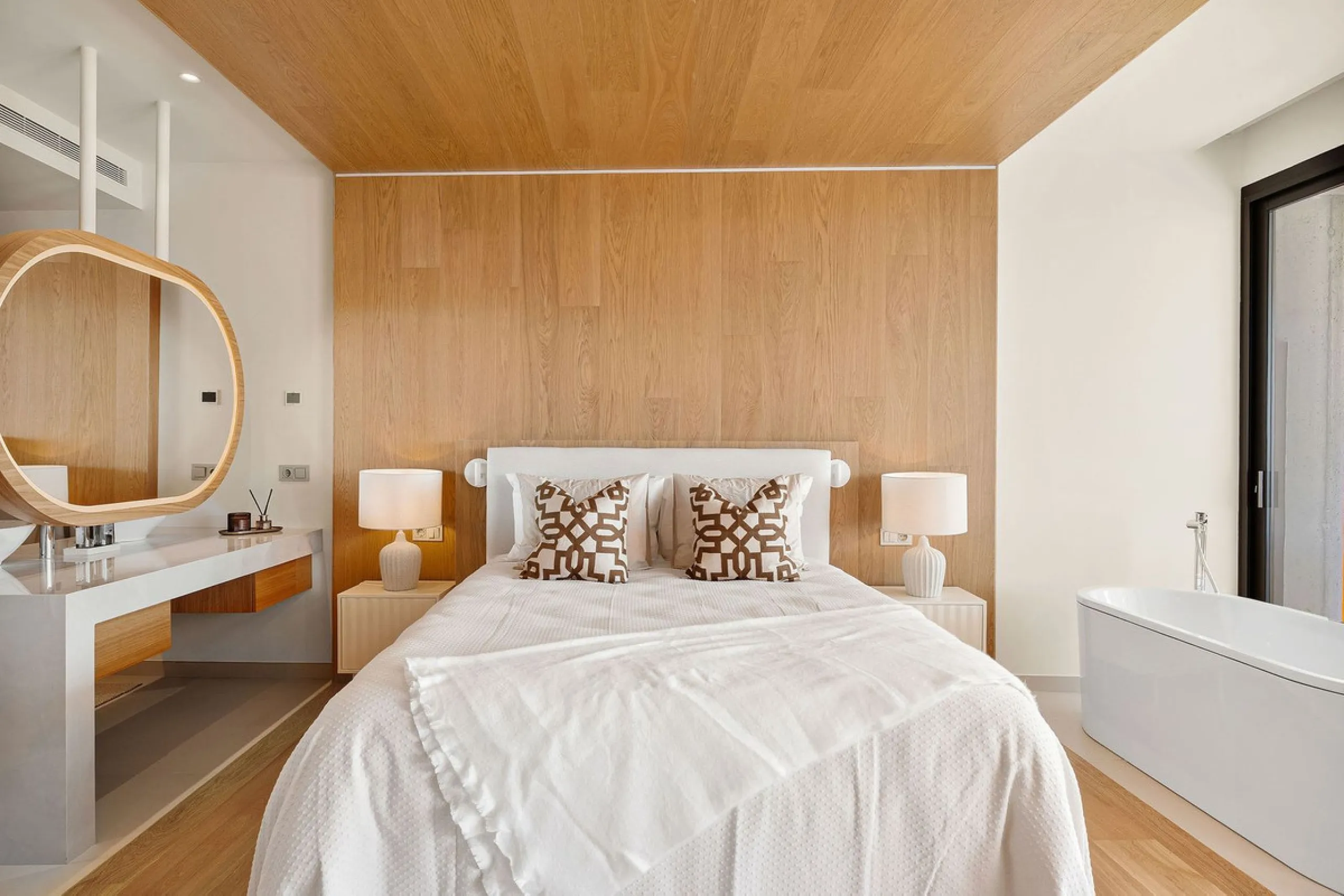 Experience refined coastal living in this brand-new luxury apartment set within the prestigious Higuerón Resort.