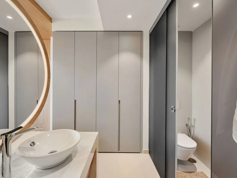 Experience refined coastal living in this brand-new luxury apartment set within the prestigious Higuerón Resort.