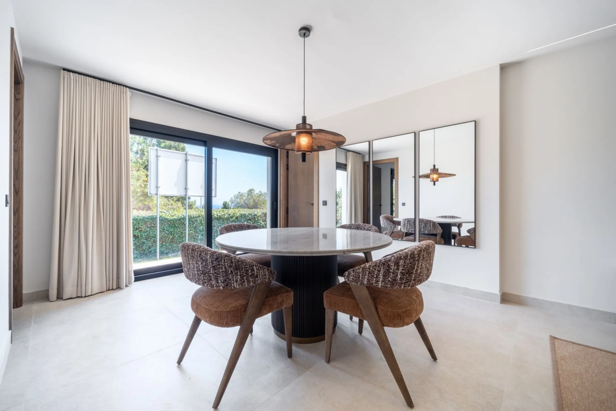 Unique opportunity to purchase a villa within walking distance to all amenities, beach and golf.