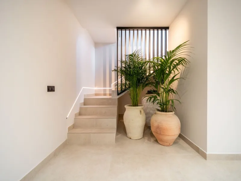 Unique opportunity to purchase a villa within walking distance to all amenities, beach and golf.