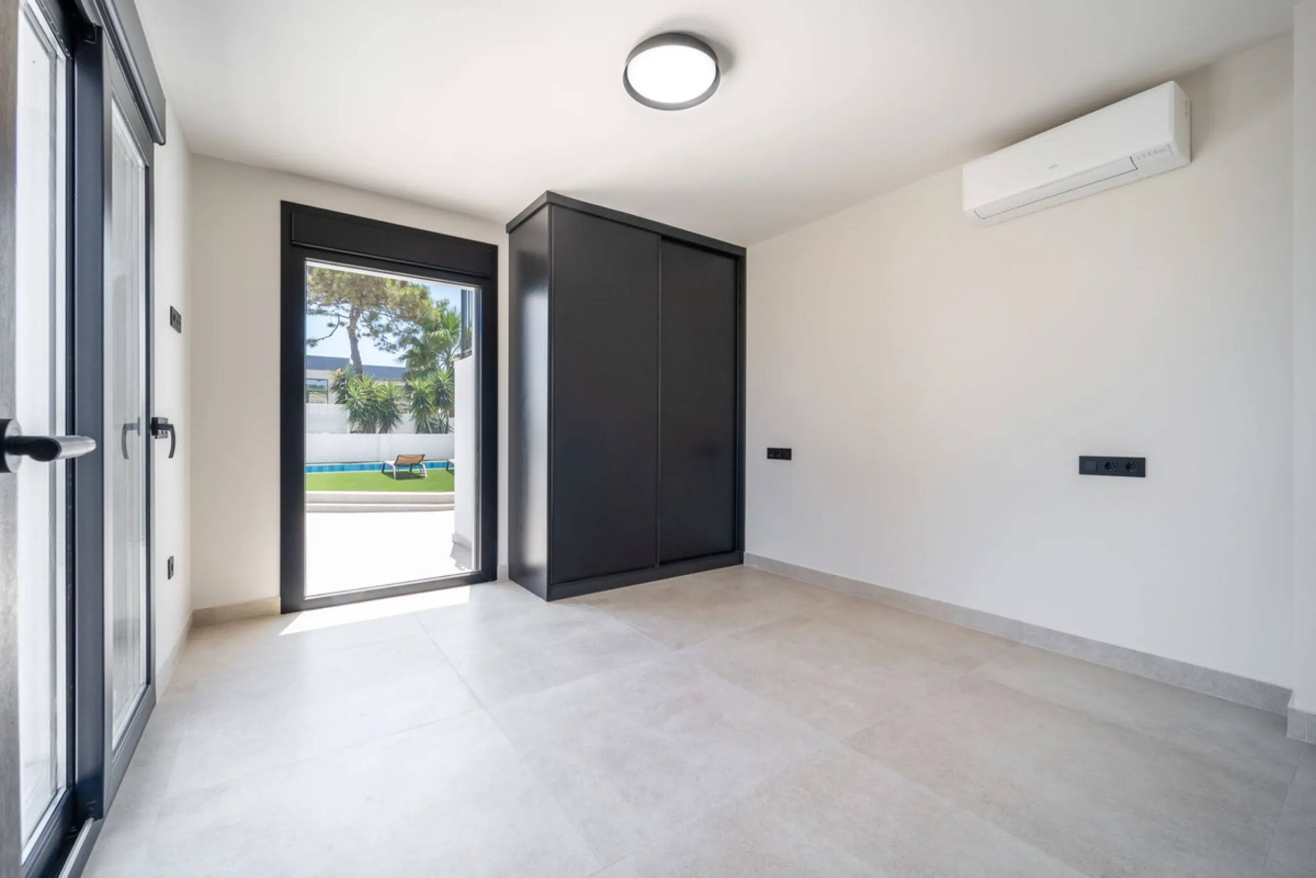 Unique opportunity to purchase a villa within walking distance to all amenities, beach and golf.