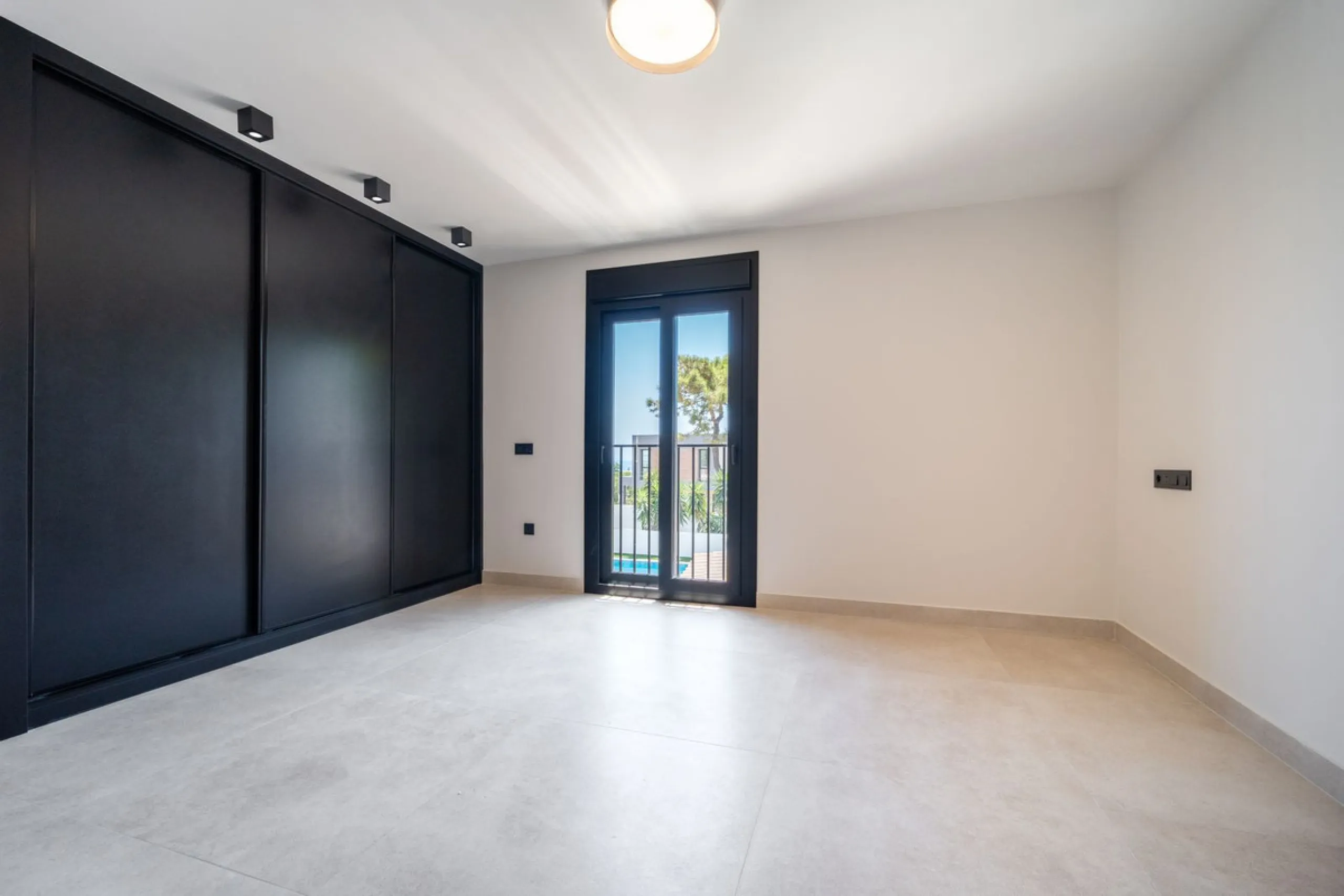 Unique opportunity to purchase a villa within walking distance to all amenities, beach and golf.