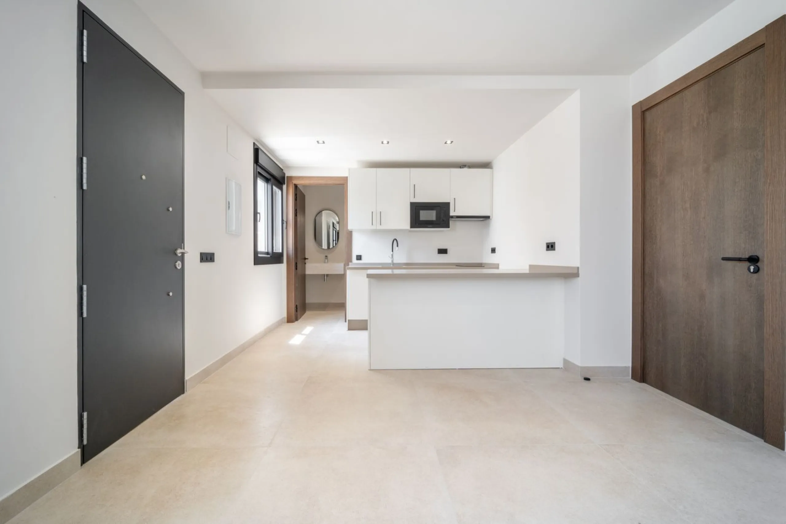 Unique opportunity to purchase a villa within walking distance to all amenities, beach and golf.