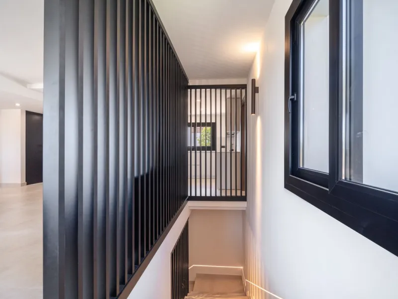 Unique opportunity to purchase a villa within walking distance to all amenities, beach and golf.