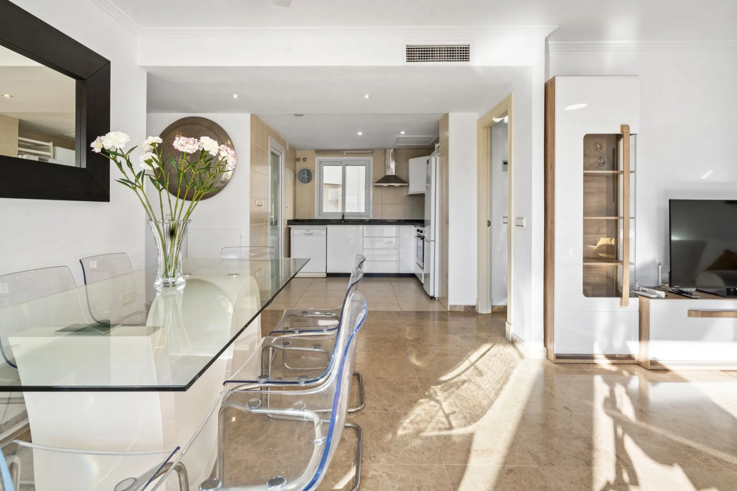 Beautifully Presented 3-Bedroom Apartment by Estepona Port