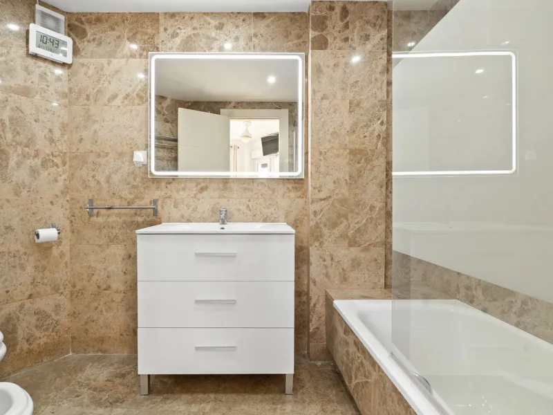 Beautifully Presented 3-Bedroom Apartment by Estepona Port