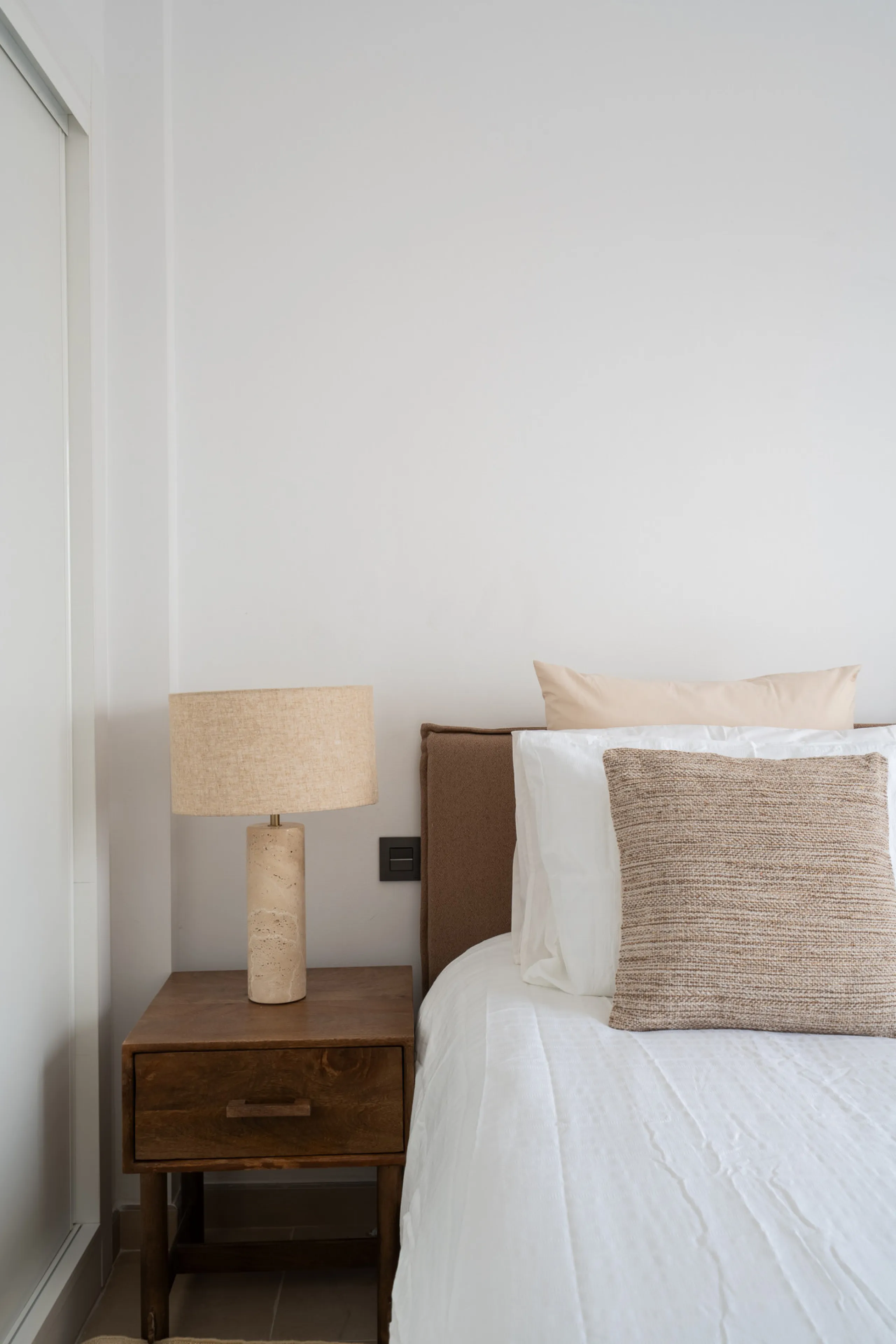 Apartment - Middle Floor Apartment в продаже в Benahavís, Málaga. В доме 2 спален и 2 ванных комнат. Площадь дома 86 м²