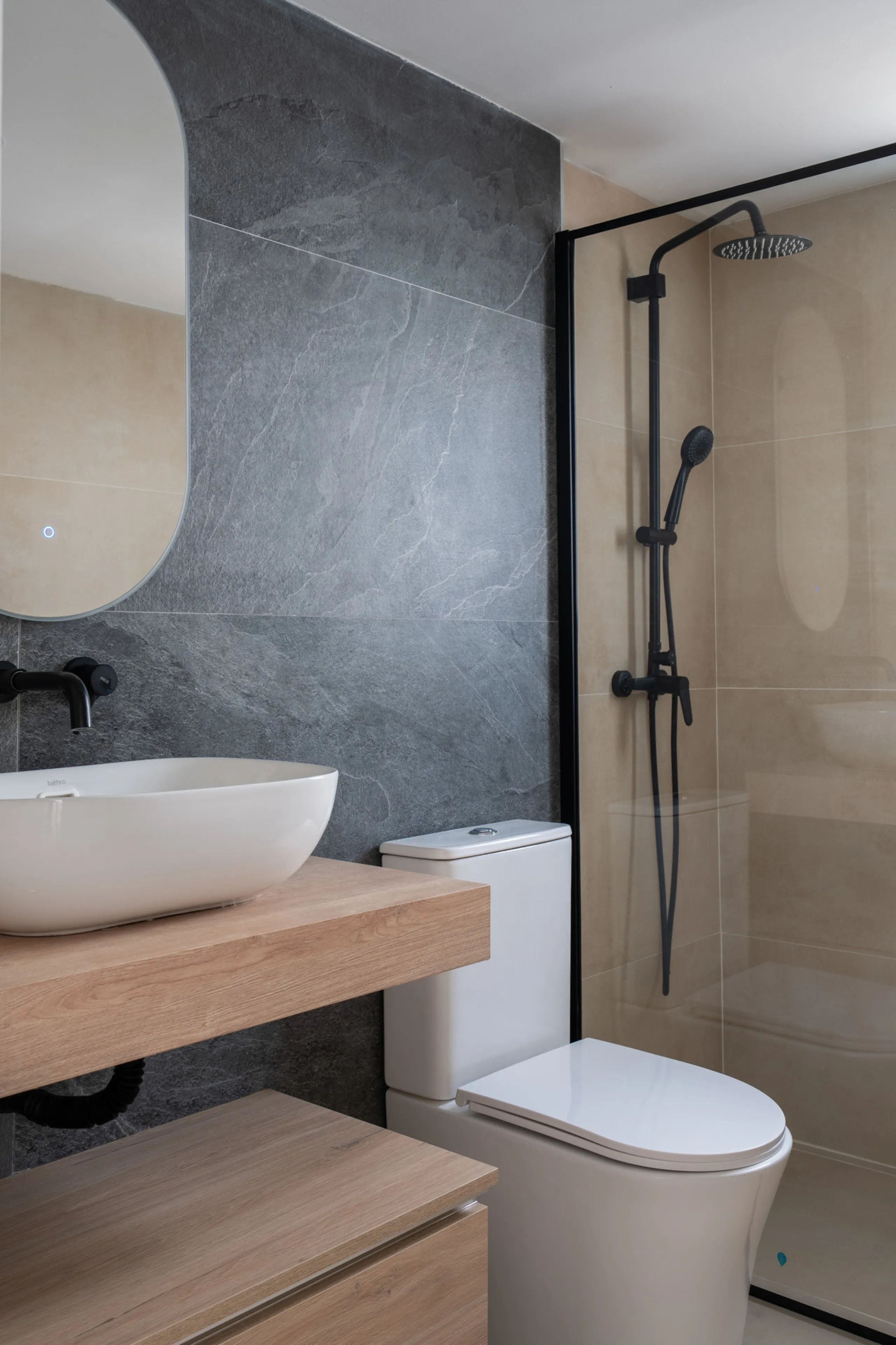 Apartment - Middle Floor Apartment в продаже в Benahavís, Málaga. В доме 2 спален и 2 ванных комнат. Площадь дома 86 м²