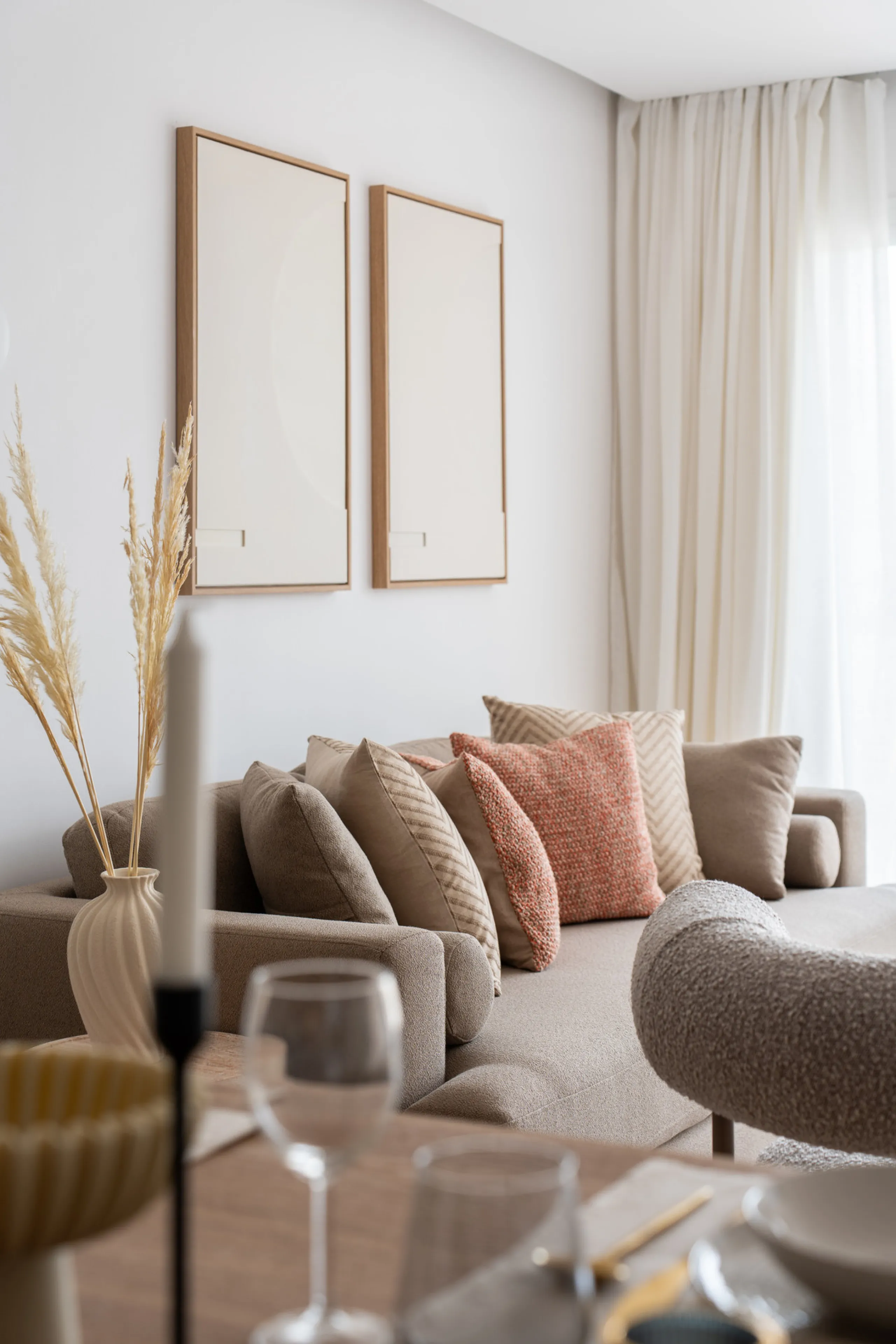 Apartment - Middle Floor Apartment в продаже в Benahavís, Málaga. В доме 2 спален и 2 ванных комнат. Площадь дома 86 м²