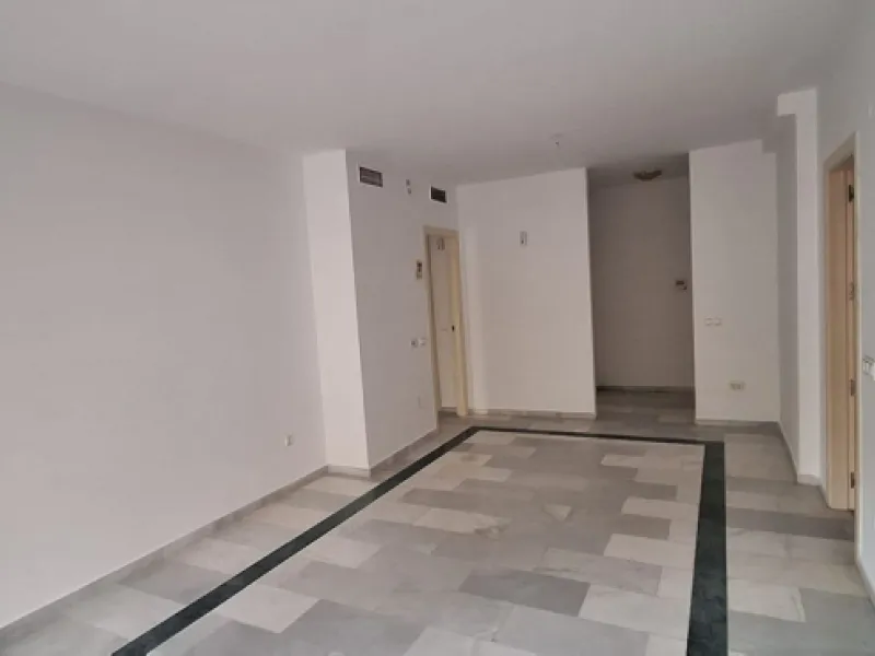 Apartment - Middle Floor Apartment в продаже в Marbella, Málaga. В доме 2 спален и 2 ванных комнат. Площадь дома 92 м²