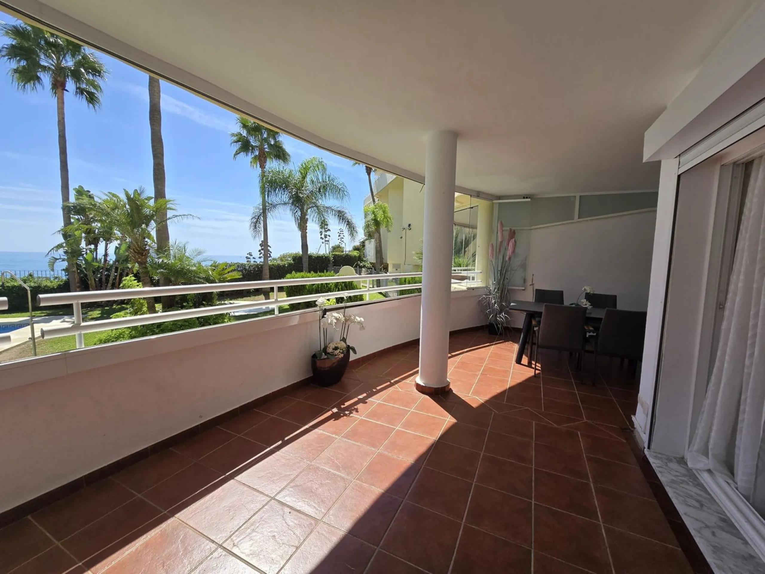 Apartment - Ground Floor Apartment в продаже в Benalmadena, Málaga. В доме 2 спален и 2 ванных комнат. Площадь дома 100 м²