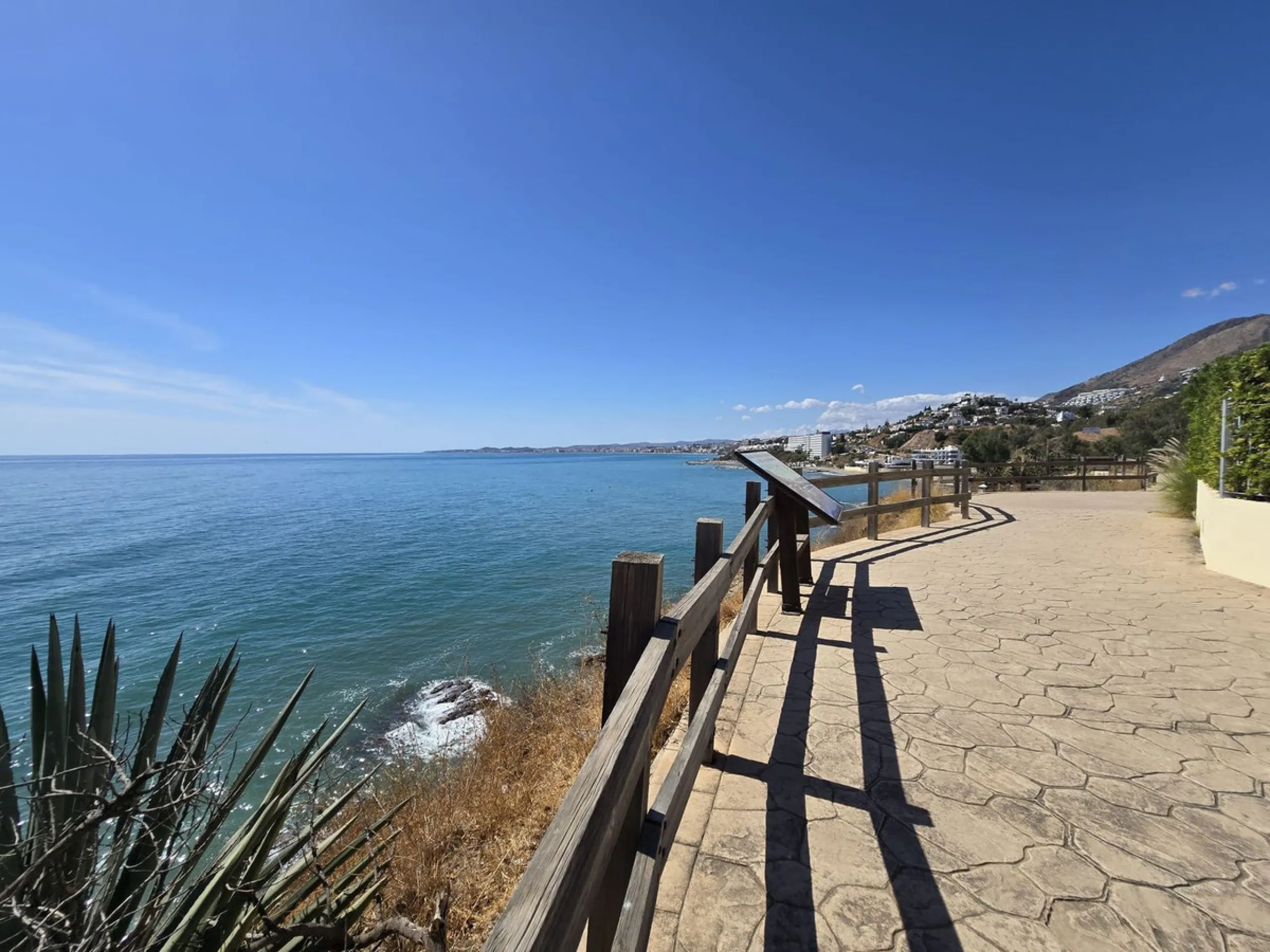 Apartment - Ground Floor Apartment в продаже в Benalmadena, Málaga. В доме 2 спален и 2 ванных комнат. Площадь дома 100 м²
