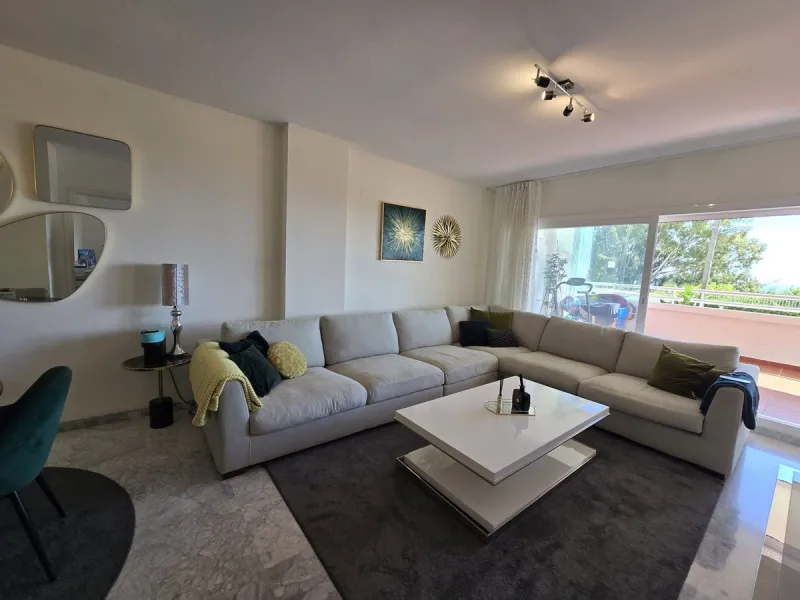 Apartment - Ground Floor Apartment в продаже в Benalmadena, Málaga. В доме 2 спален и 2 ванных комнат. Площадь дома 100 м²