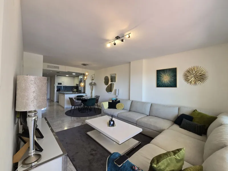 Apartment - Ground Floor Apartment в продаже в Benalmadena, Málaga. В доме 2 спален и 2 ванных комнат. Площадь дома 100 м²