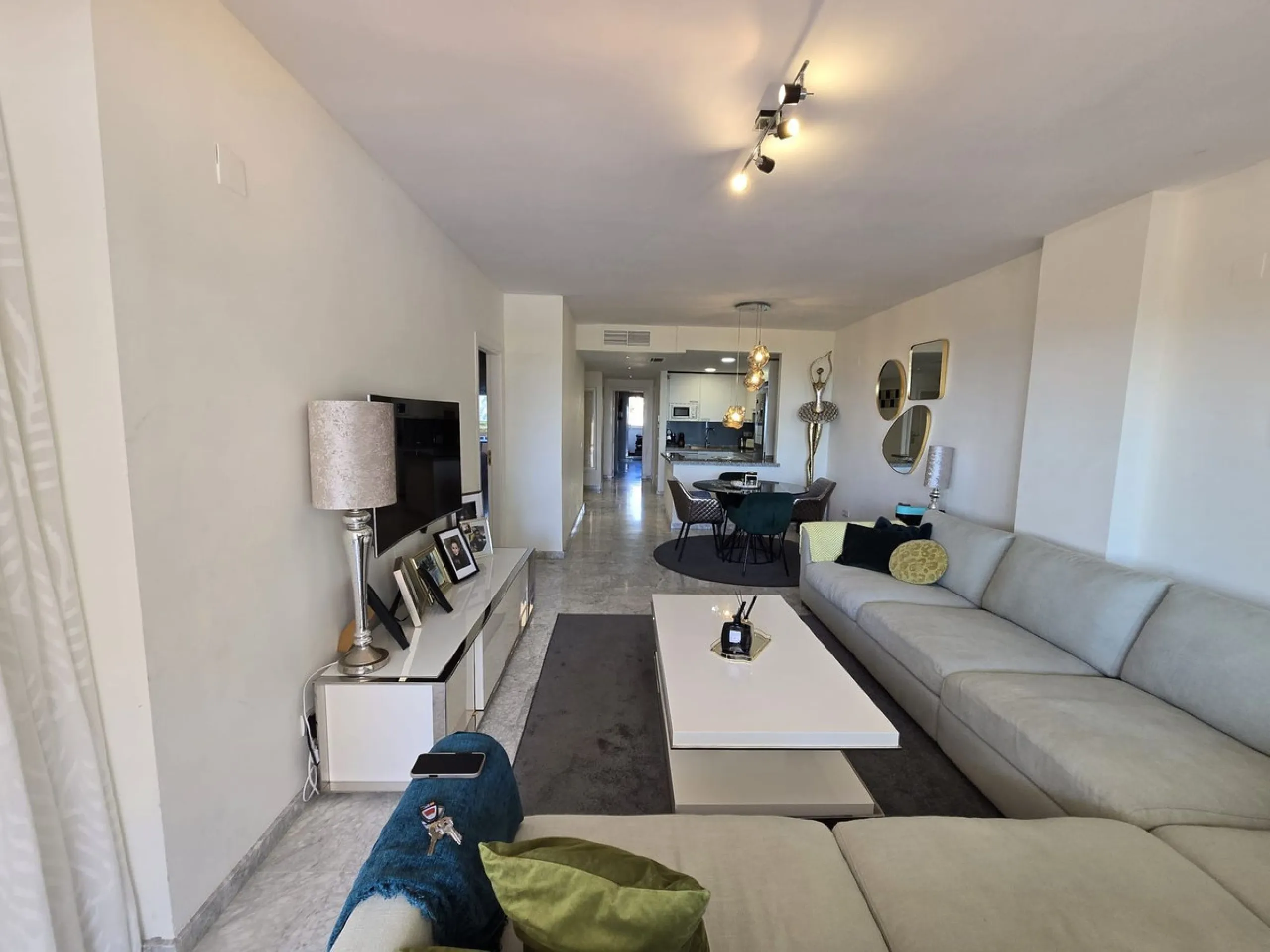 Apartment - Ground Floor Apartment в продаже в Benalmadena, Málaga. В доме 2 спален и 2 ванных комнат. Площадь дома 100 м²