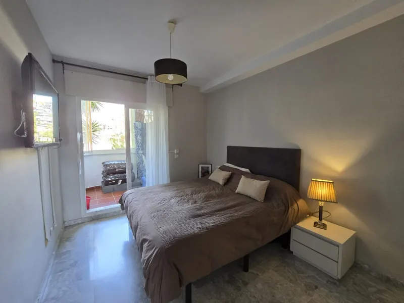 Apartment - Ground Floor Apartment в продаже в Benalmadena, Málaga. В доме 2 спален и 2 ванных комнат. Площадь дома 100 м²