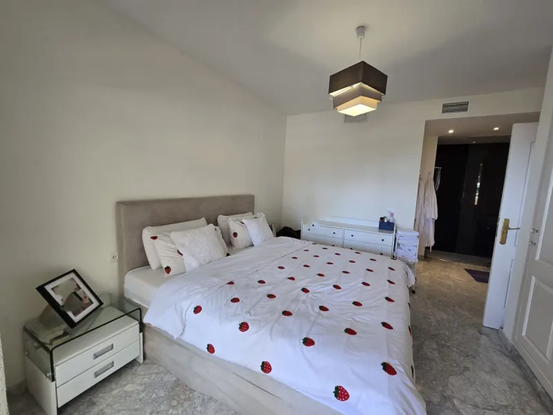 Apartment - Ground Floor Apartment в продаже в Benalmadena, Málaga. В доме 2 спален и 2 ванных комнат. Площадь дома 100 м²