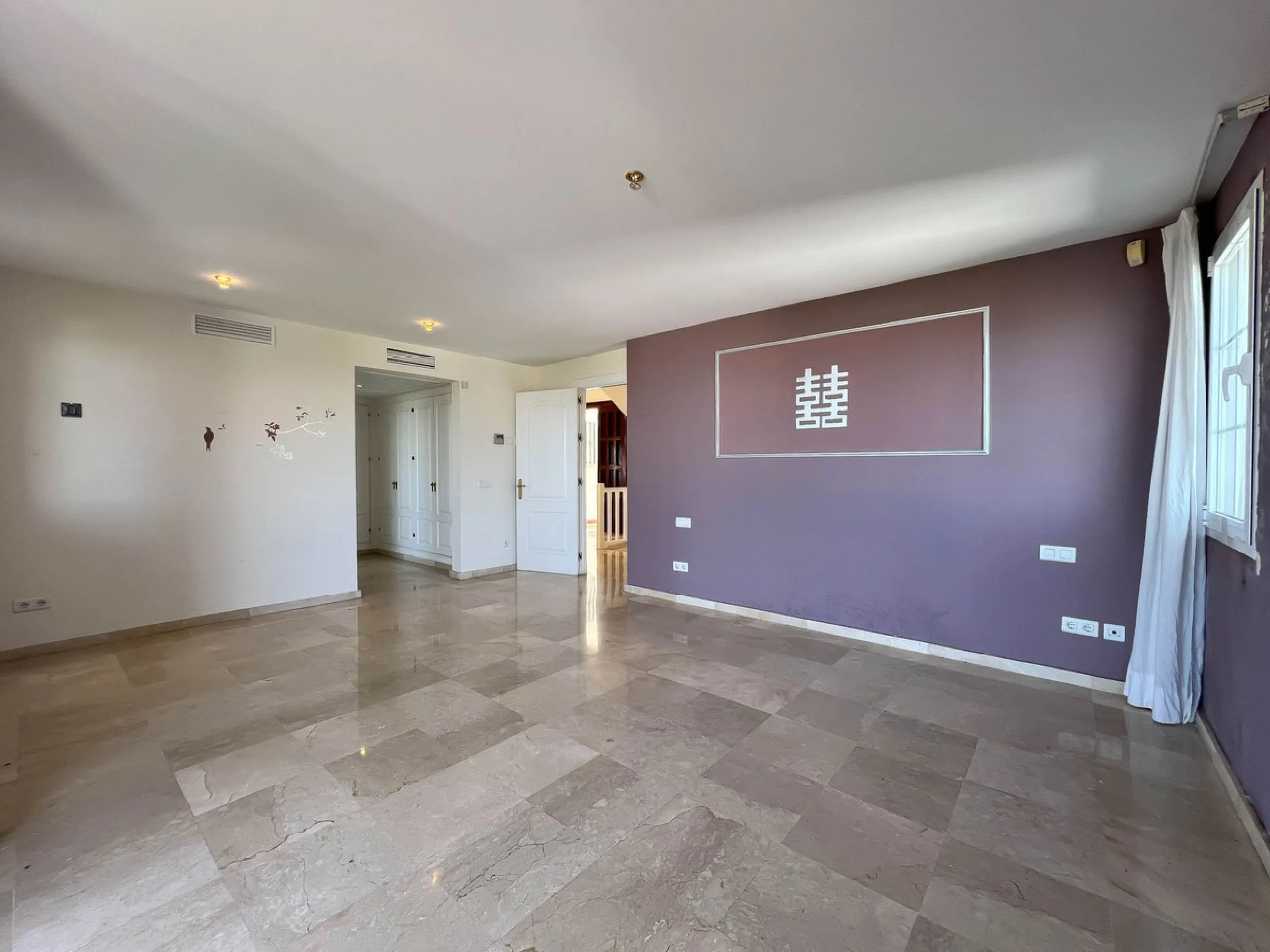 VILLA WITH PANORAMIC VIEWS IN EL HERROJO, BENAHAVÍS