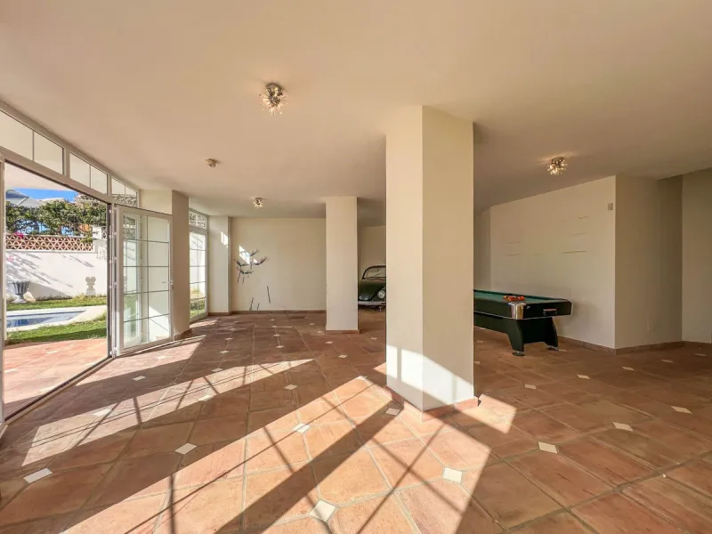 VILLA WITH PANORAMIC VIEWS IN EL HERROJO, BENAHAVÍS
