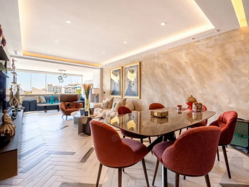 Apartment - Middle Floor Apartment в продаже в Marbella, Málaga. В доме 2 спален и 2 ванных комнат. Площадь дома 115 м²