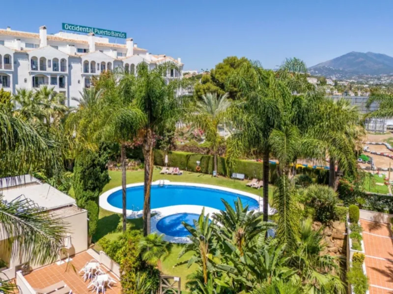 Apartment - Middle Floor Apartment в продаже в Marbella, Málaga. В доме 2 спален и 2 ванных комнат. Площадь дома 115 м²