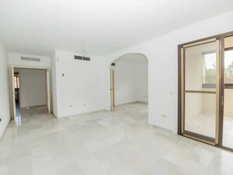 Middle Floor Apartment, Torremolinos, Costa del Sol.