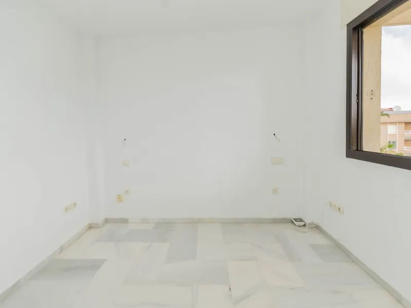 Middle Floor Apartment, Torremolinos, Costa del Sol.