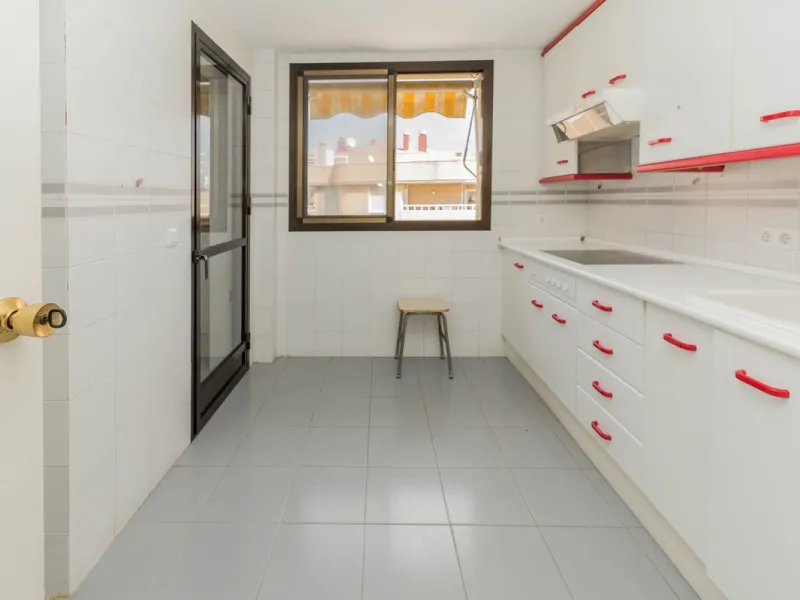 Middle Floor Apartment, Torremolinos, Costa del Sol.