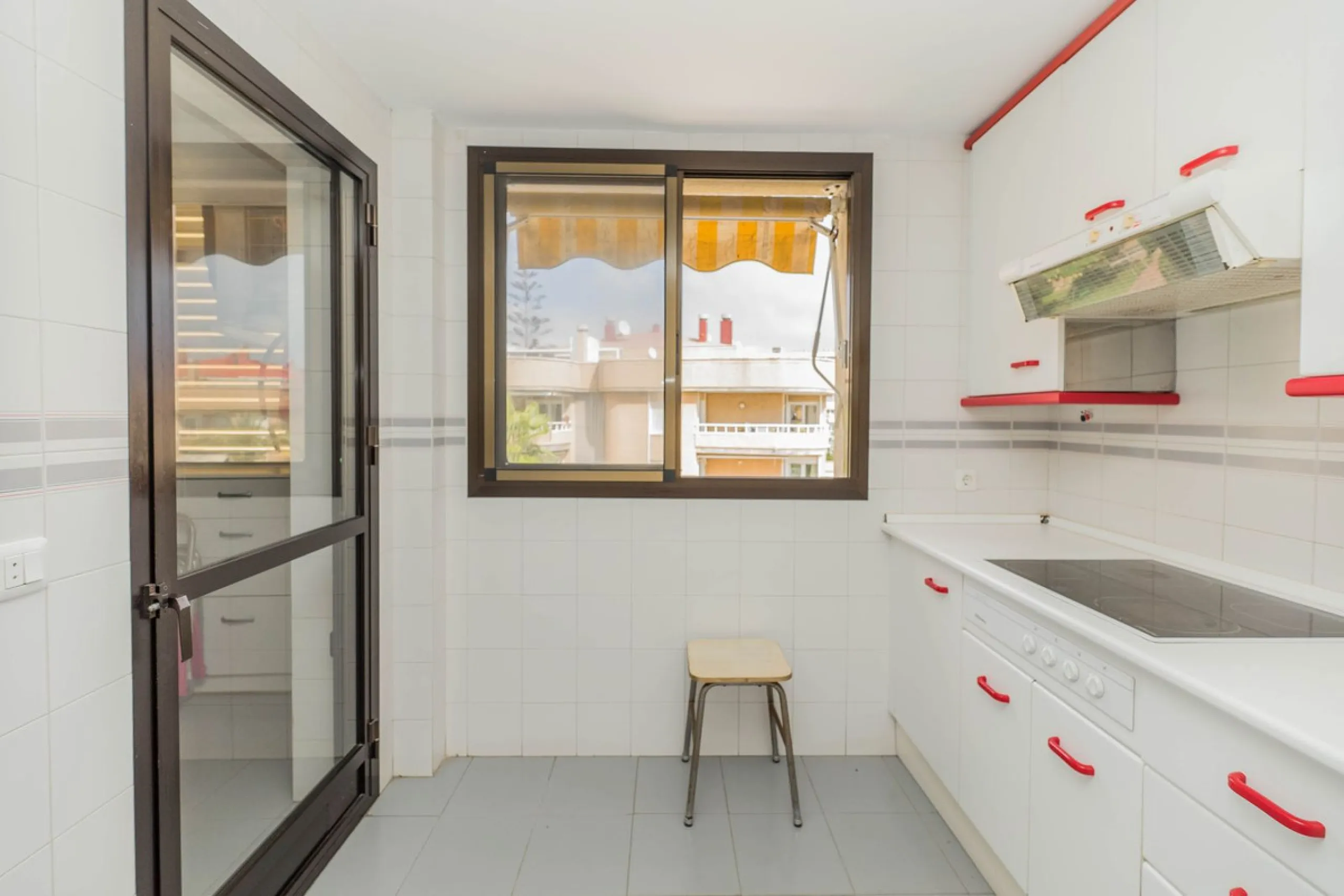 Middle Floor Apartment, Torremolinos, Costa del Sol.