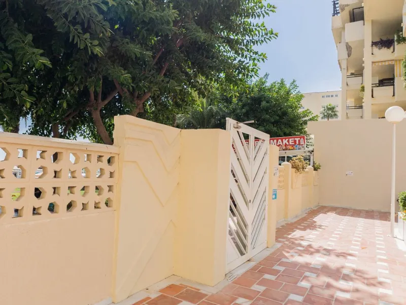 Middle Floor Apartment, Torremolinos, Costa del Sol.