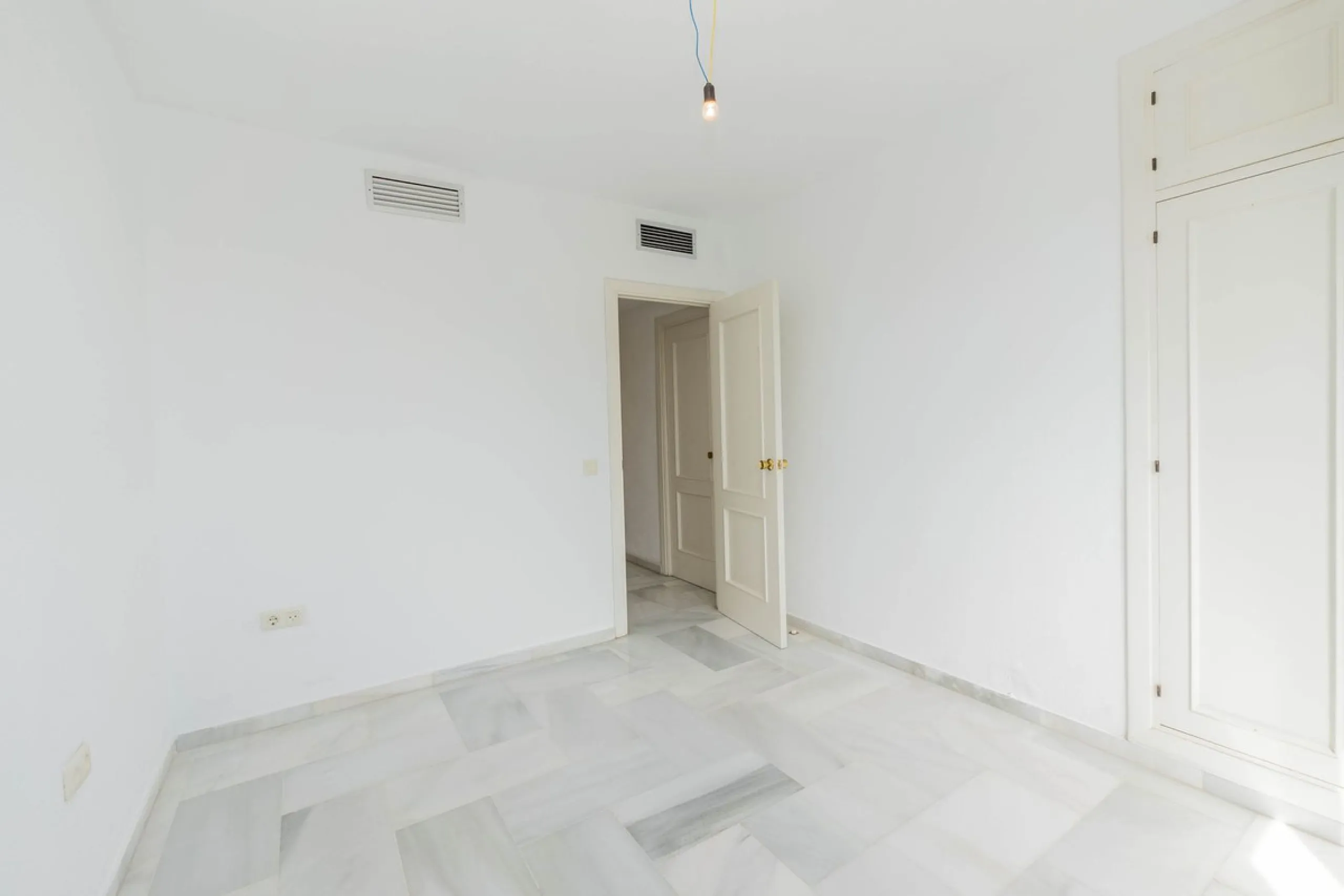 Middle Floor Apartment, Torremolinos, Costa del Sol.