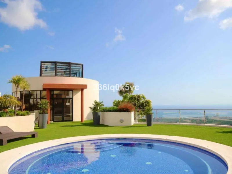 Samara Resort in Los Altos de Los Monteros Marbella is a luxury, family-friendly, gated residential complex situated atop a mountain with panoramic views of the Mediterranean, Gibraltar, and Africa.