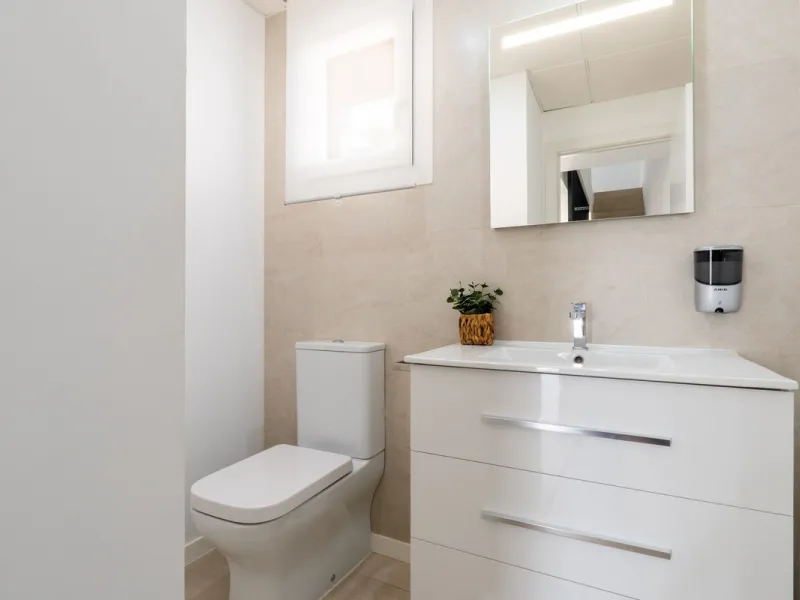 House - Townhouse в продаже в Mijas, Málaga. В доме 4 спален и 2 ванных комнат. Площадь дома 165 м²