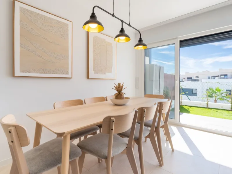 House - Townhouse в продаже в Mijas, Málaga. В доме 4 спален и 2 ванных комнат. Площадь дома 165 м²