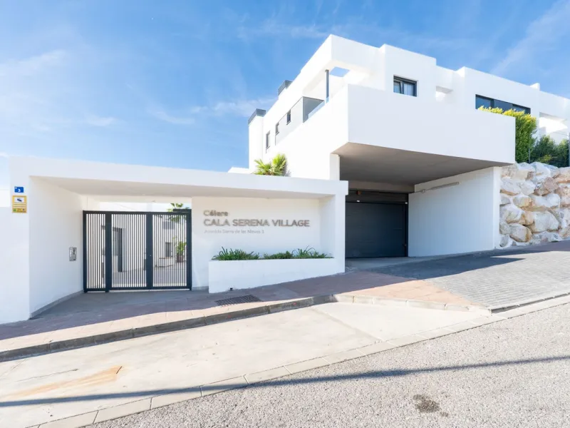 House - Townhouse в продаже в Mijas, Málaga. В доме 4 спален и 2 ванных комнат. Площадь дома 165 м²