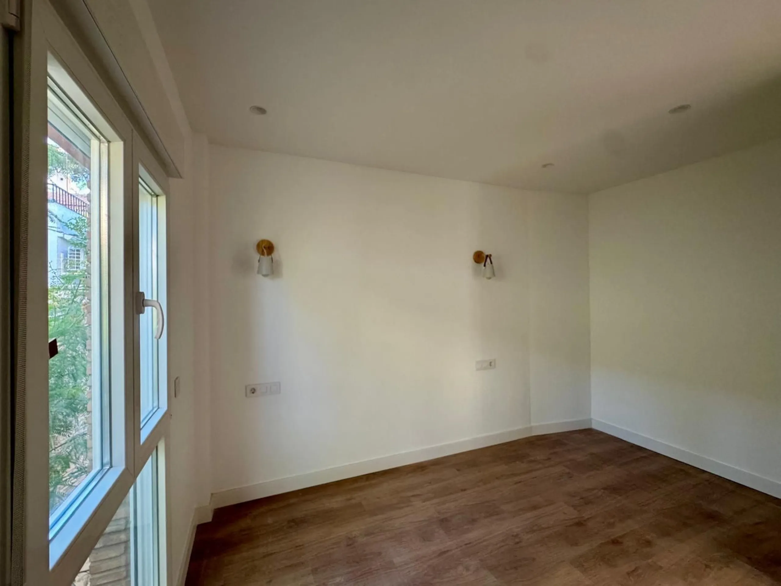 Apartment - Middle Floor Apartment в продаже в Torremolinos, Málaga. В доме 1 спален и 1 ванных комнат. Площадь дома 85 м²
