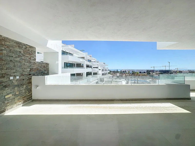 Apartment - Middle Floor Apartment в продаже в Estepona, Málaga. В доме 2 спален и 2 ванных комнат. Площадь дома 151 м²