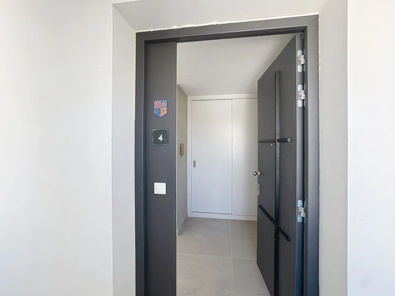 Apartment - Middle Floor Apartment в продаже в Estepona, Málaga. В доме 2 спален и 2 ванных комнат. Площадь дома 151 м²