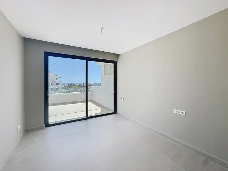 Apartment - Middle Floor Apartment в продаже в Estepona, Málaga. В доме 2 спален и 2 ванных комнат. Площадь дома 151 м²