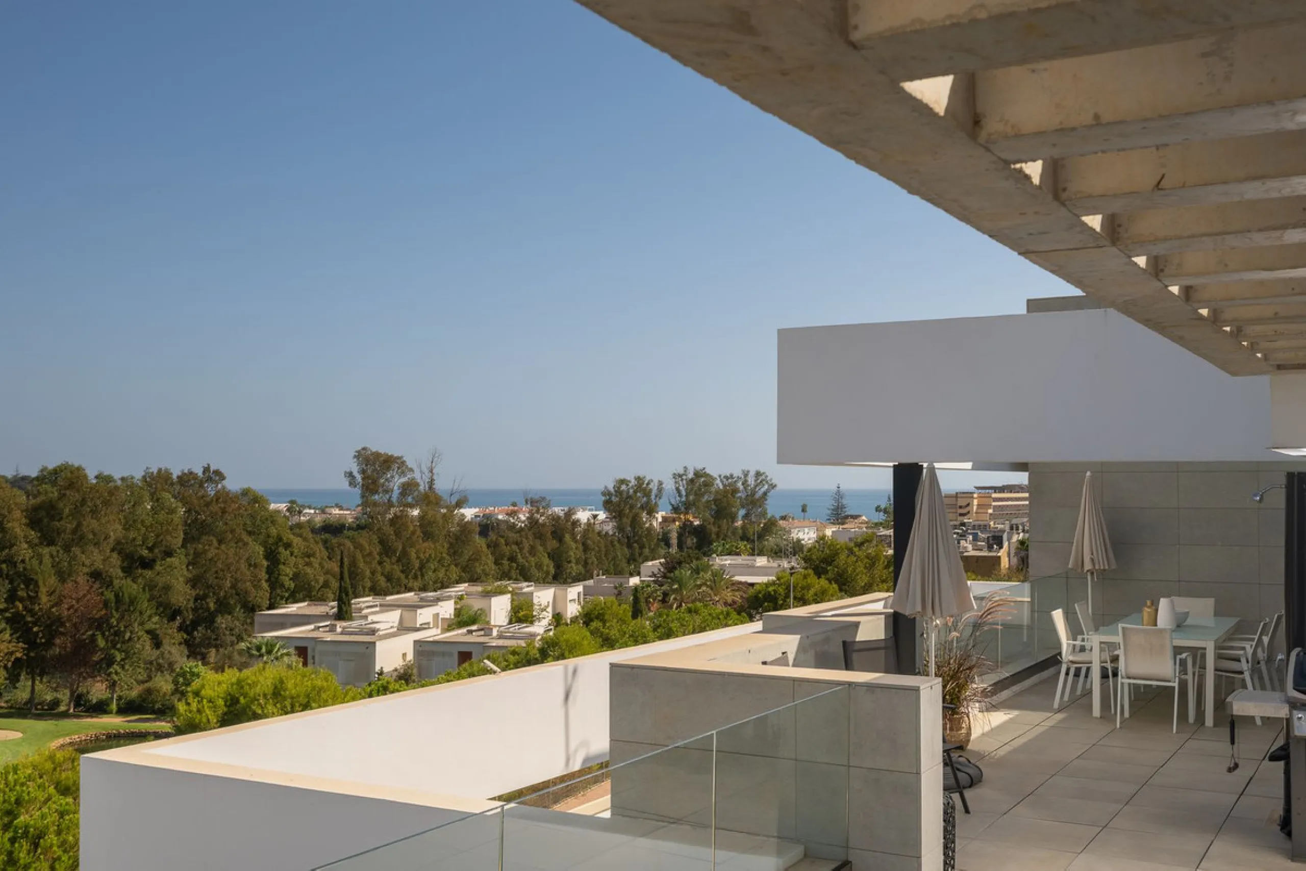 Penthouse Apartment with 3 Bedrooms and Fantastic Views – Navigolf Phase 4