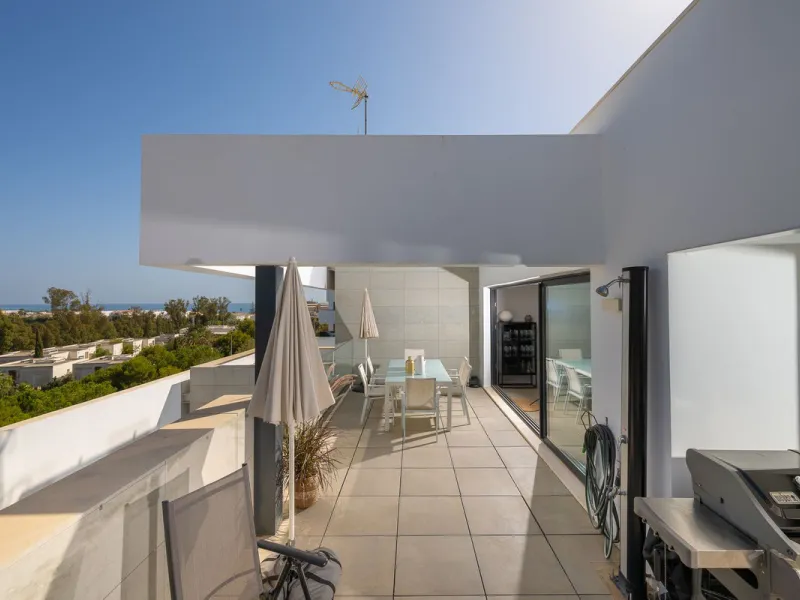 Penthouse Apartment with 3 Bedrooms and Fantastic Views – Navigolf Phase 4